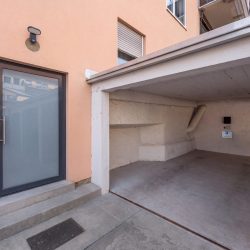 Carport für kostenloses Parken direkt an der Unterkunft.